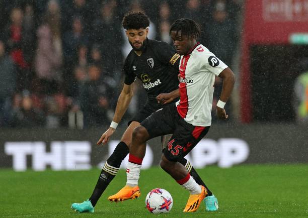 则让比赛悬 则让比赛悬